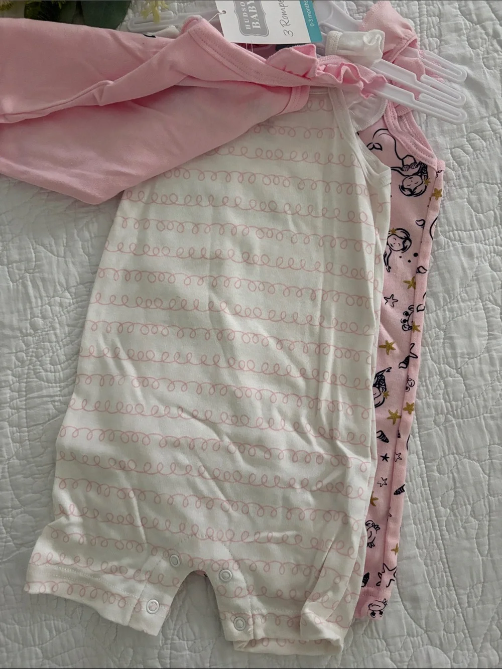 Hudson Baby three sleeveless